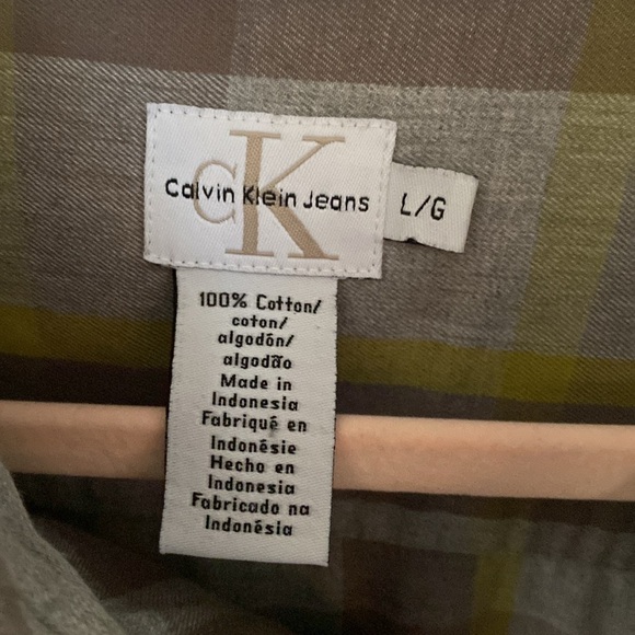 CALVIN KLEIN MEN’S SHIRT SIZE L/G . - Picture 3 of 9